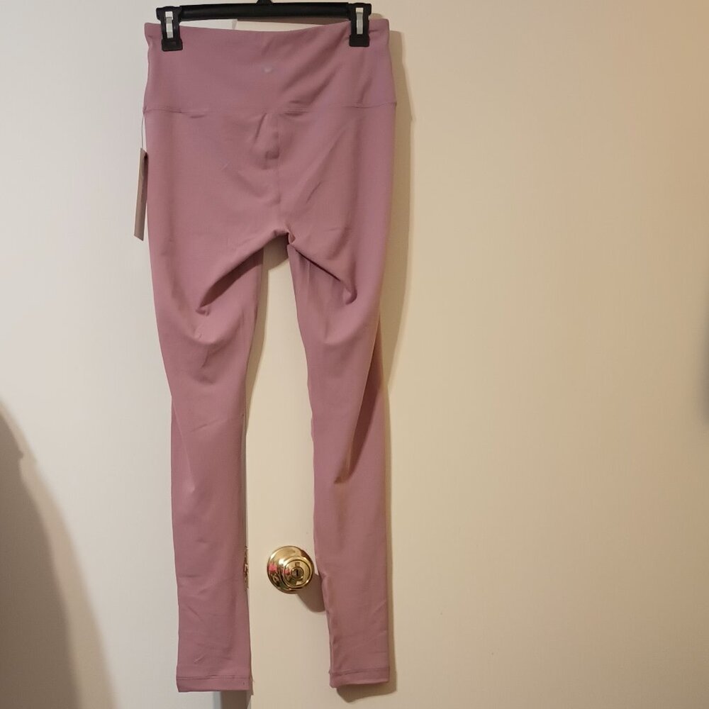 NWT~ Yogalicious' Dusty Rose Colored Ultra Soft Lightweight Leggings, Sz. Medium - Picture 3 of 5